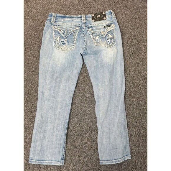 Miss Me Jeans Womens 29x22 Capri Cropped Embellished Flap Pocket Bling Y2K - Picture 2 of 4